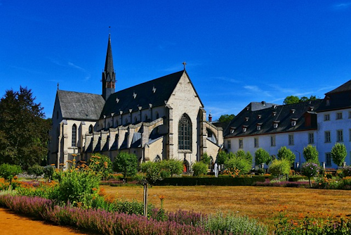 Abtei Marienstatt: Eine Rundwanderung