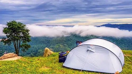 Wandern und Camping: Ein unvergessliches Outdoor-Erlebnis